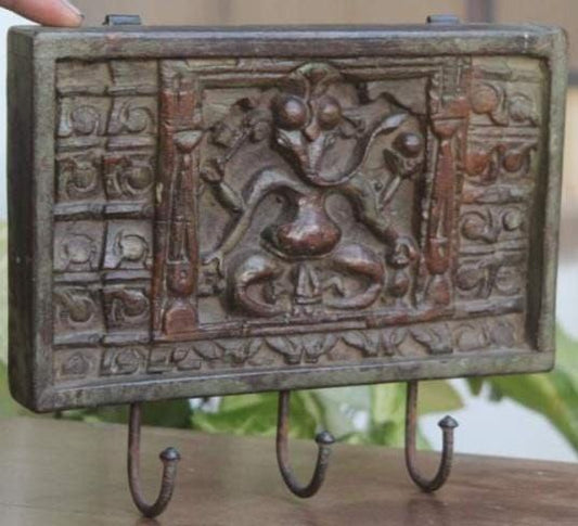 Vintage Wooden Key Holder Ganesha Panel Light Brown